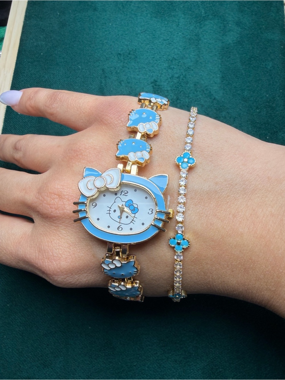 Hello Kitty Bracelet Watch with Bow - Women's Jewelry